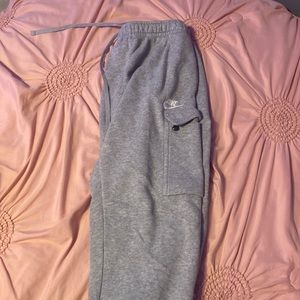young men small nike sweatpants